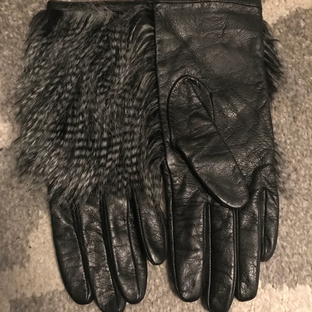 Genuine Leather / Faux Fur Gloves